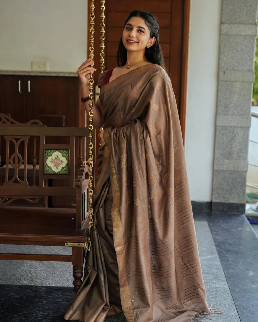 Lightweight Soft Kota Staple Saree